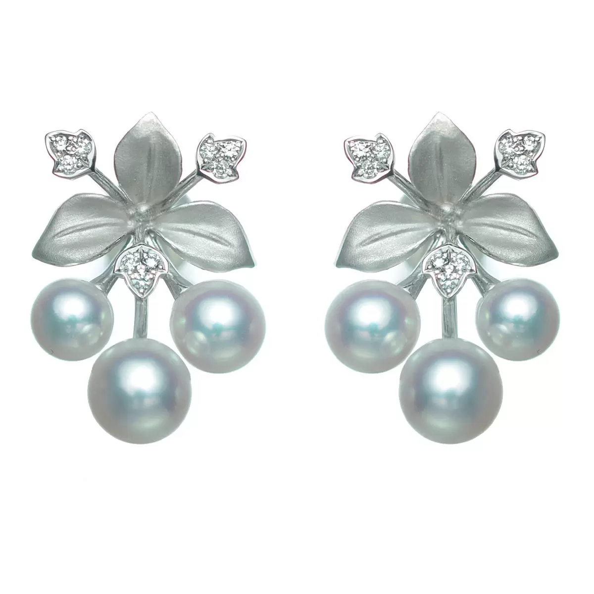 Tokyo Pearl 0.12克拉 18K白K金 5.0公釐 - 6.5公釐 Akoya珍珠鑽石耳環