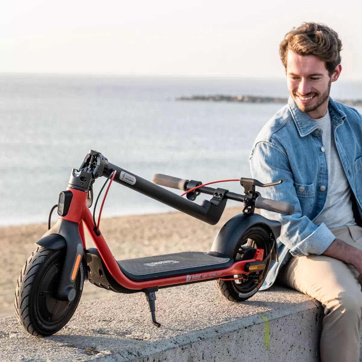 Segway-Ninebot 電動滑板車 D38U