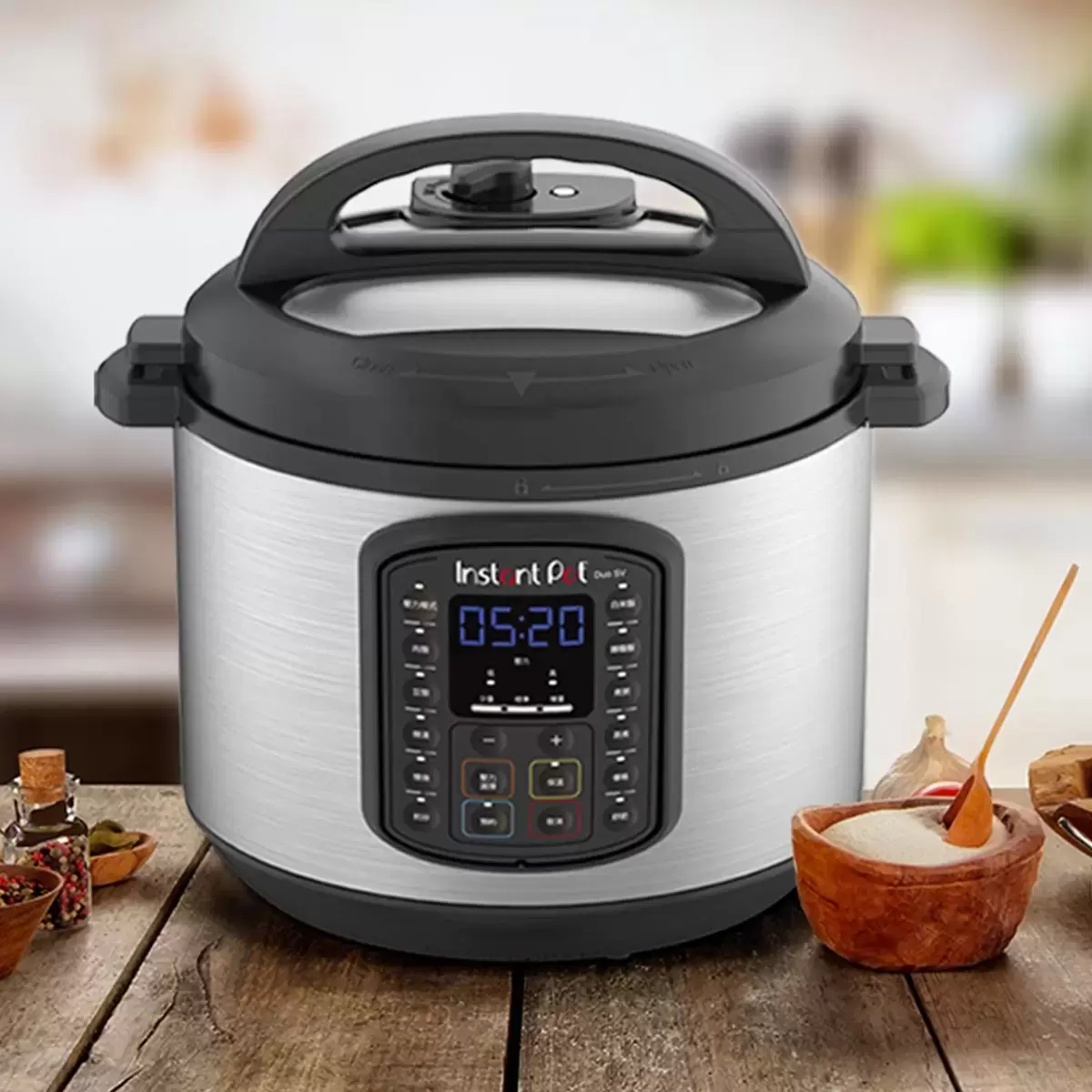 Instant Pot 溫控智慧萬用鍋