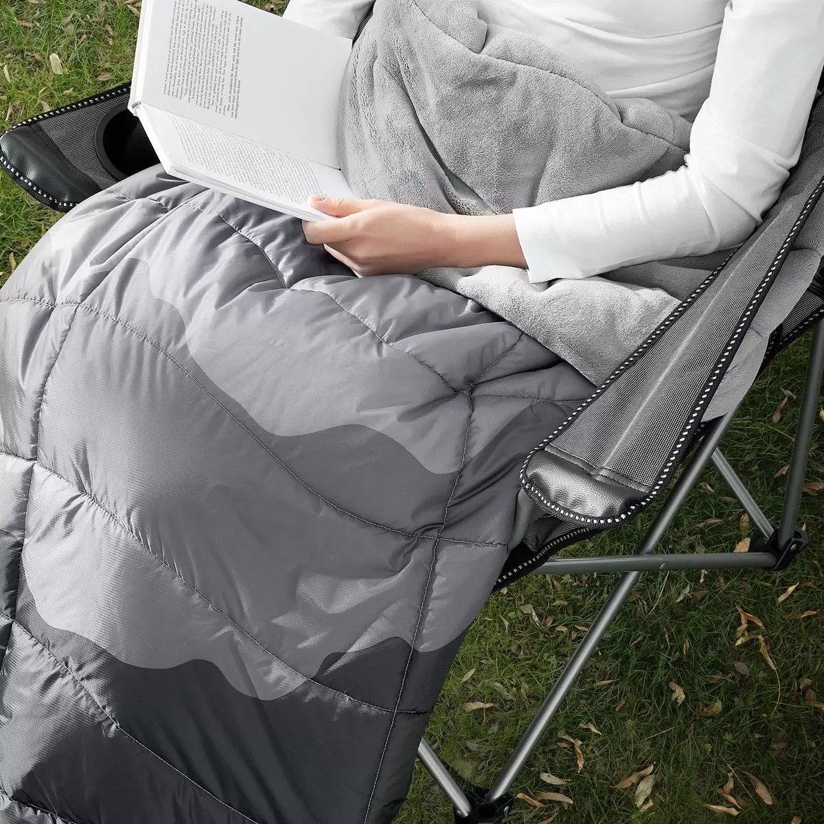 Weatherproof 可攜式戶外萬用被 灰