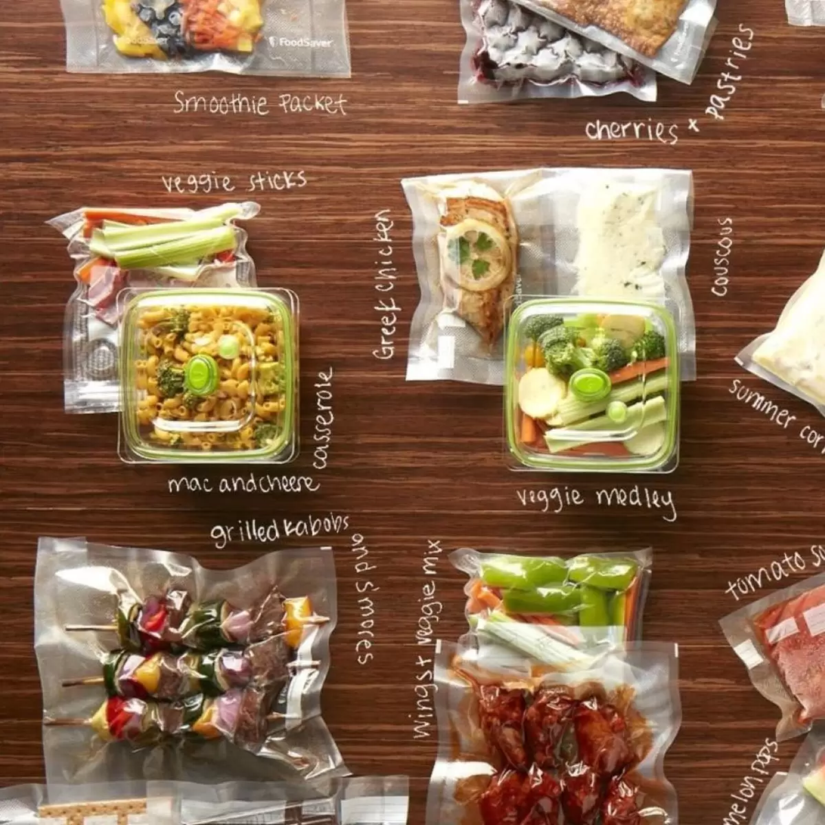 Foodsaver 0.7公升密鮮盒 12件組 + 真空卷 4入