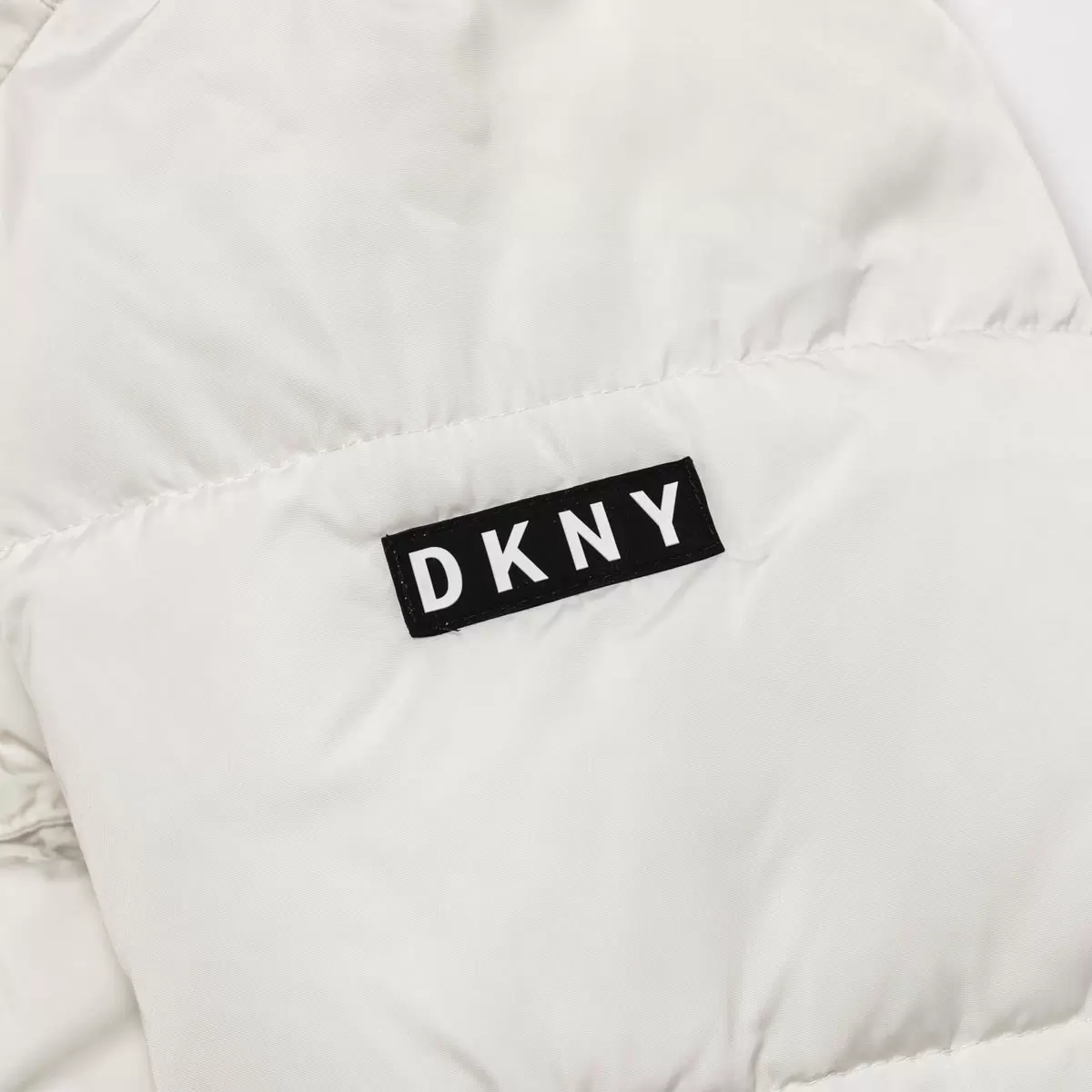 DKNY 男長版連帽外套 白 M