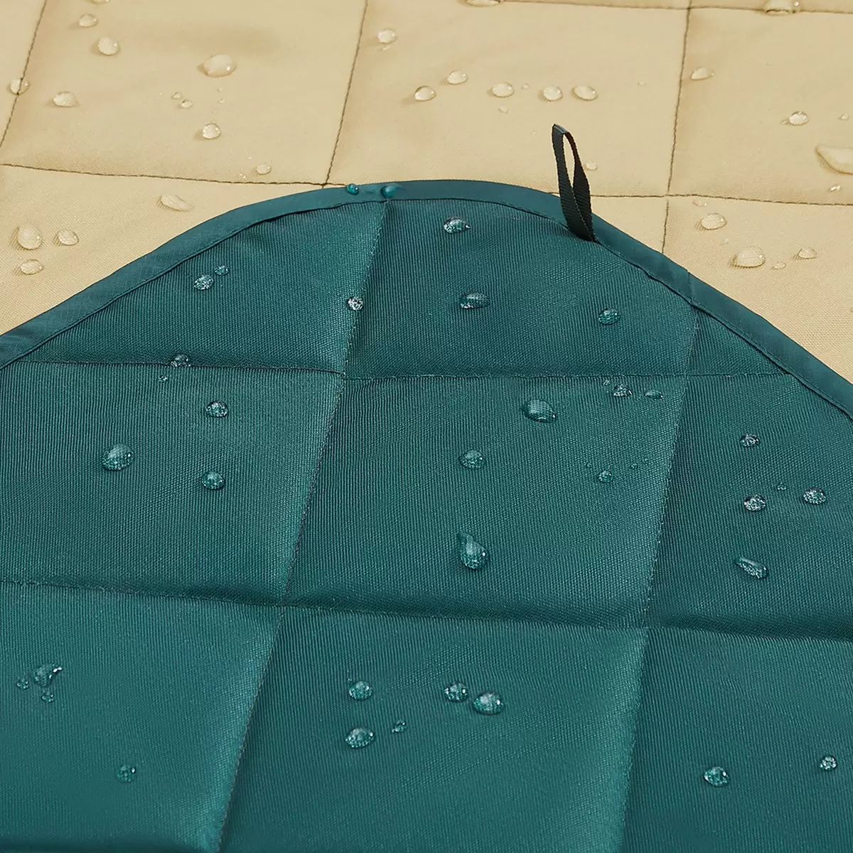 Weatherproof 可攜式戶外萬用墊 熊