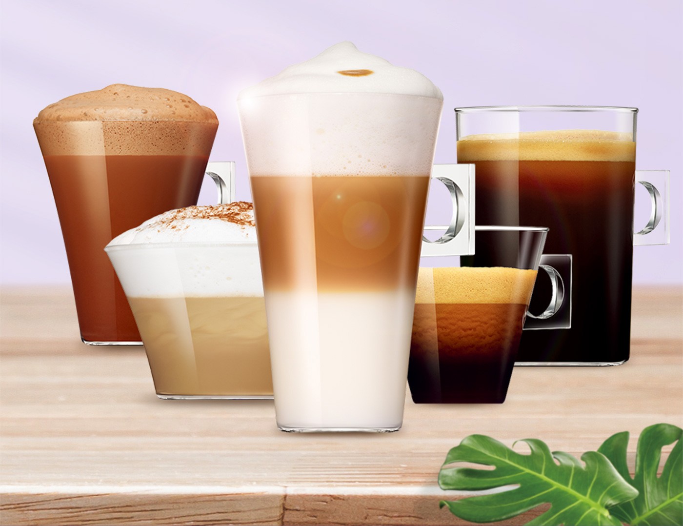 雀巢多趣酷思拿鐵瑪奇朵咖啡膠囊組,在熱騰騰的牛奶當中,注入滑順濃郁的義式濃縮咖啡,可得一杯散發香甜風味的拿鐵咖啡.