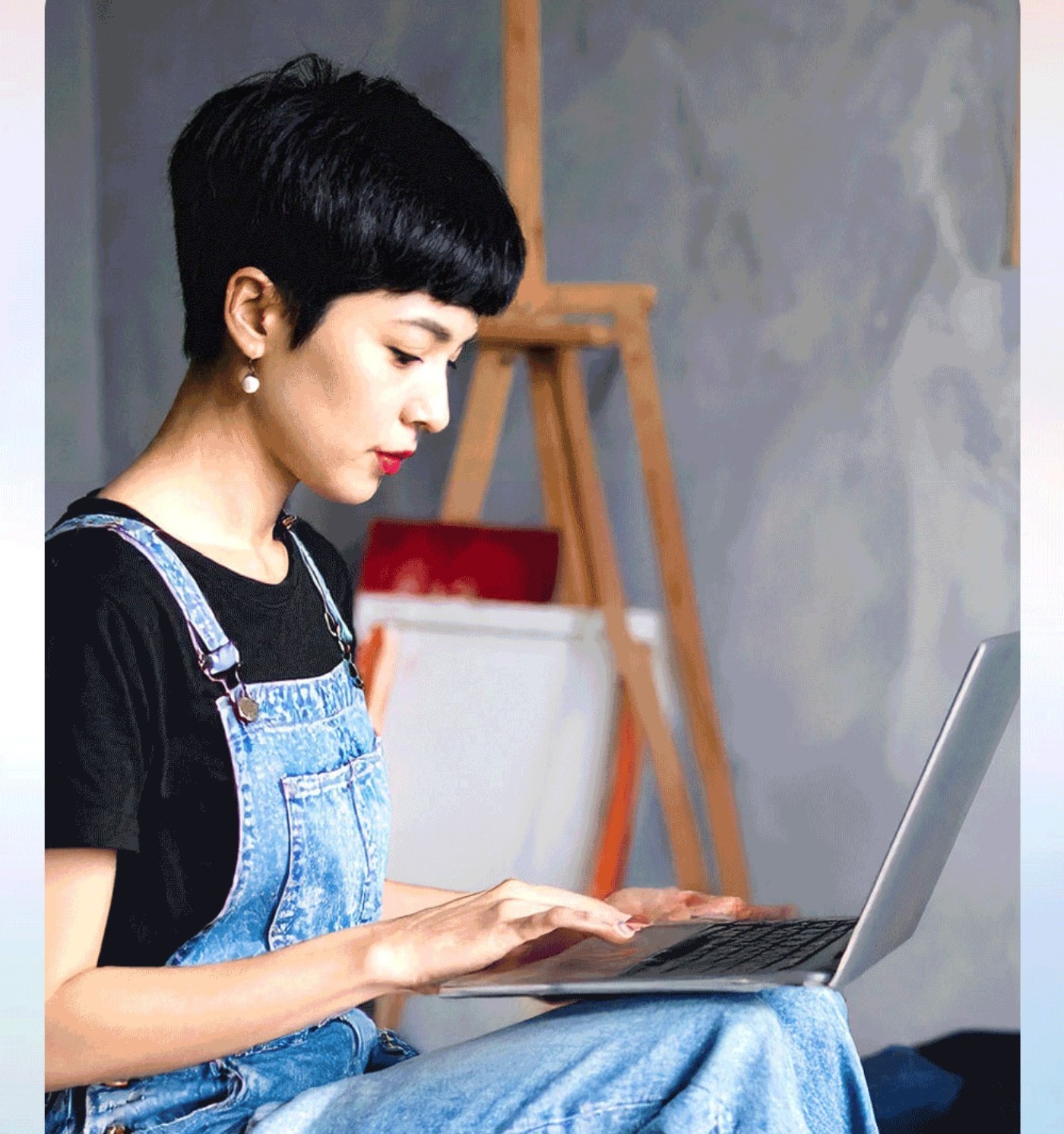 HP OmniBook 7 14吋筆記型電腦 14-fs0050TU 重量：1.5 公斤