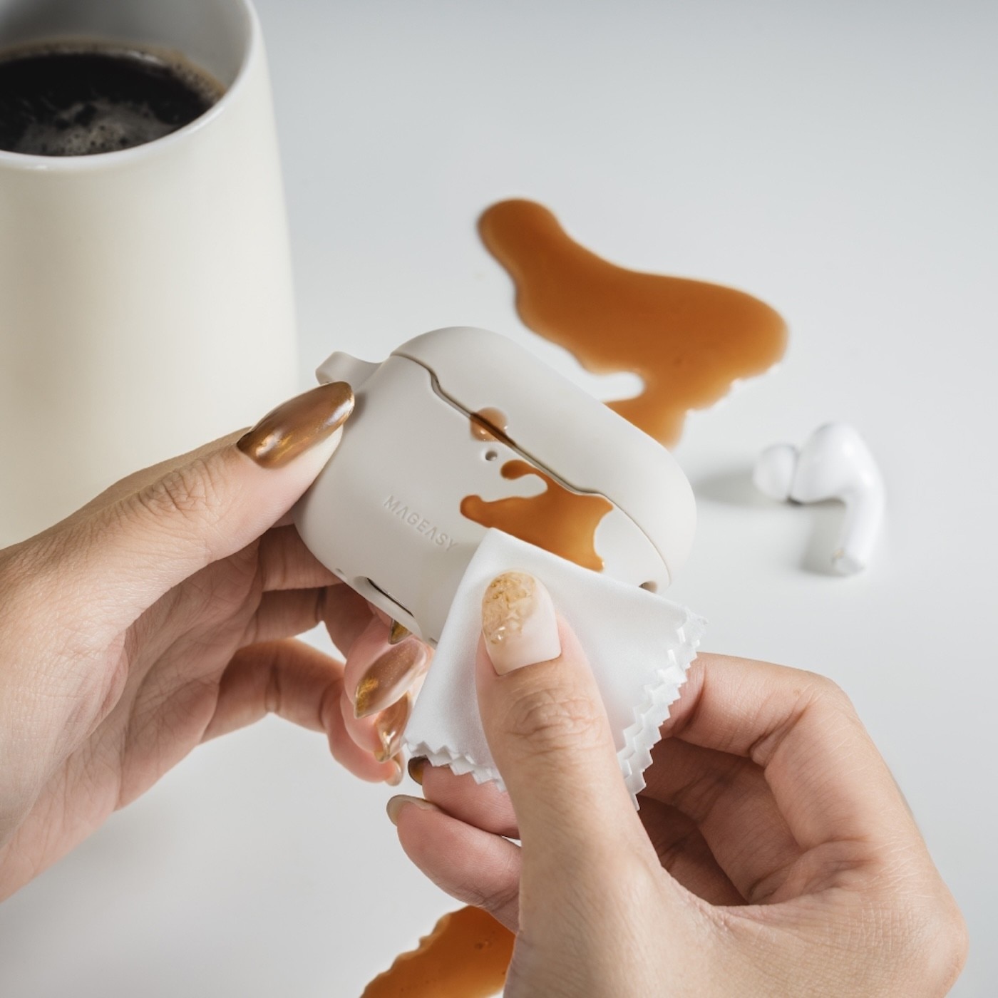 MAGEASYSkin耳機保護殼AirPodsPro3米色