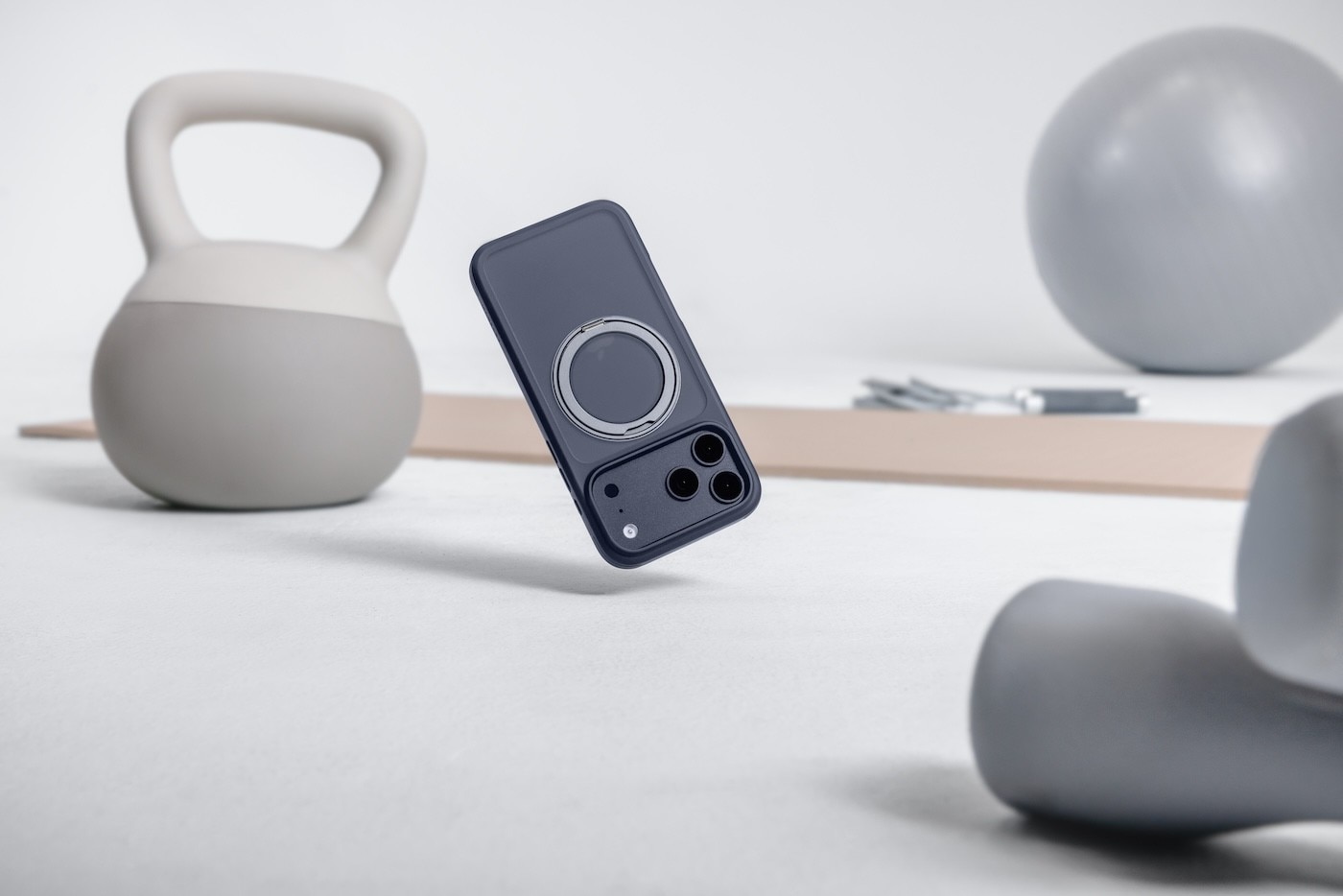 MAGEASY MAGSTAND 360 M手機殼+鏡頭貼+保護膜適用IPHONE AIR