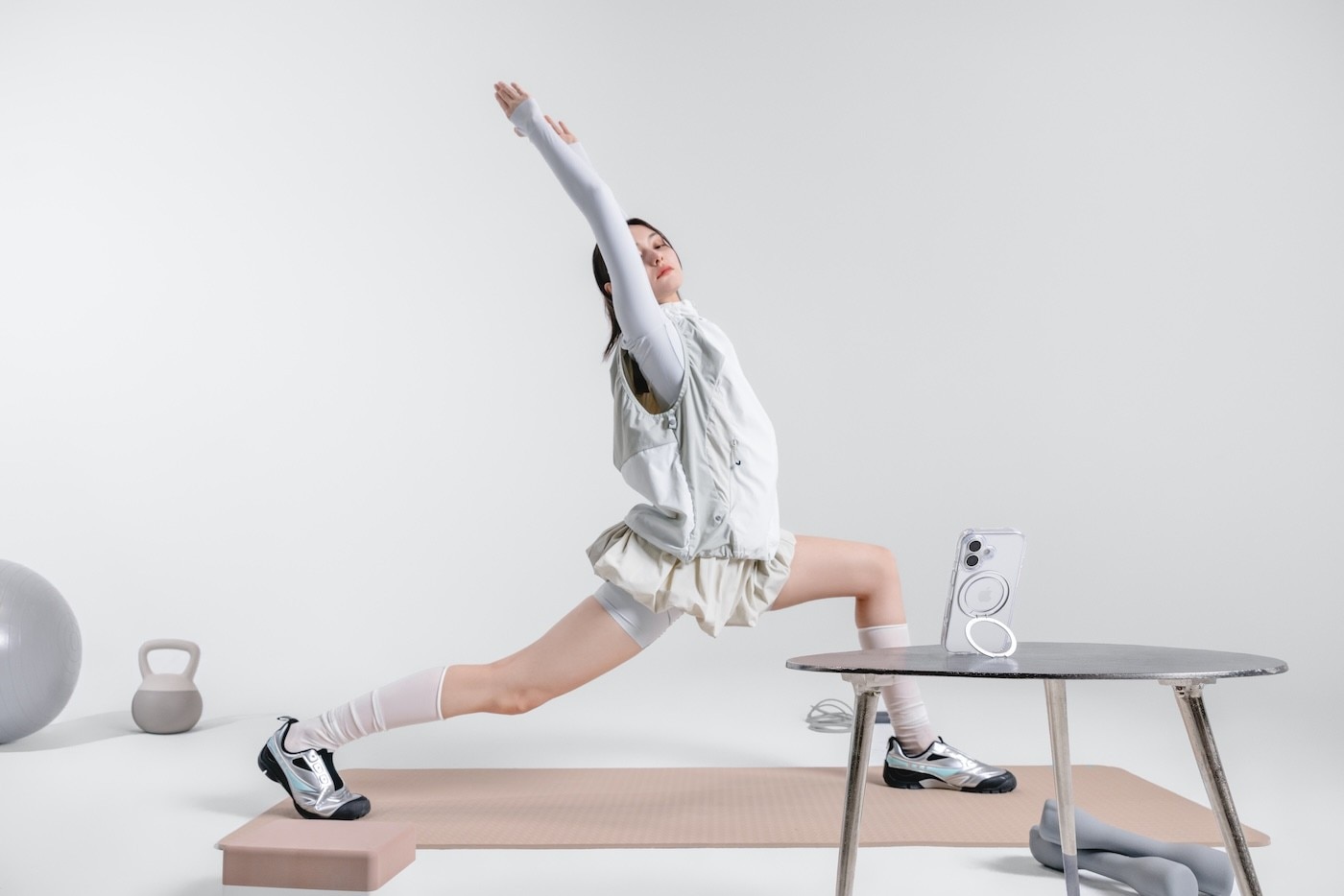 MAGEASY MAGSTAND 360M手機殼+鏡頭貼+保護膜適用IPHONE 17 PRO MAX