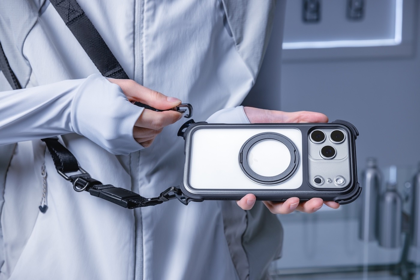 MAGEASY Odyssey Ultra M 終極防摔磁吸支架掛繩手機殼 iPhone 17 系列+ 鏡頭保護貼Lenz 鈦合金+ Vetro 9H 鋼化玻璃保護膜