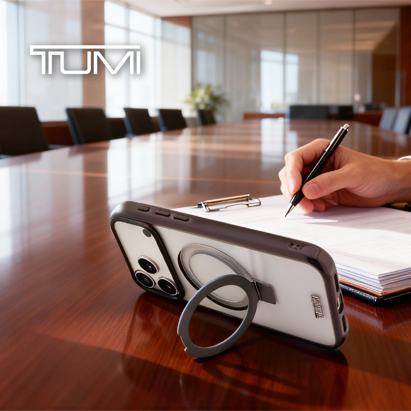 TUMI 透明金屬支架Magsafe 手機殼