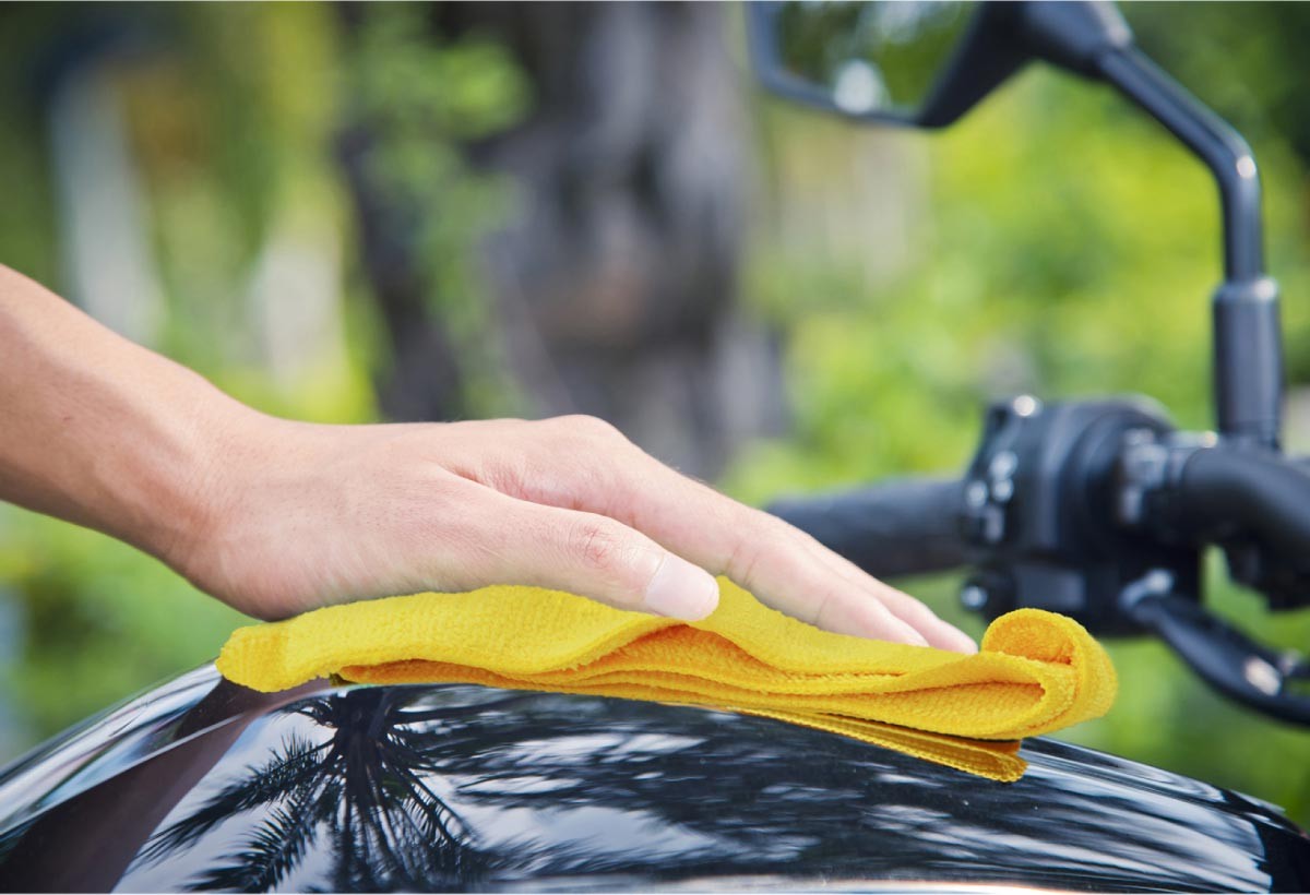 Kirkland Signature 科克蘭 超細纖維擦拭布 36入，特殊纖維設計超柔軟布面，吸水性超越棉質抹布，清潔時可吸附油污及灰塵。