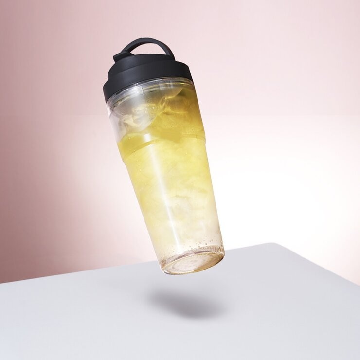 WOKY 沃廚 ECOZEN 純透渾圓隨行杯 880毫升 X 2件組 橡白 + 水淺綠