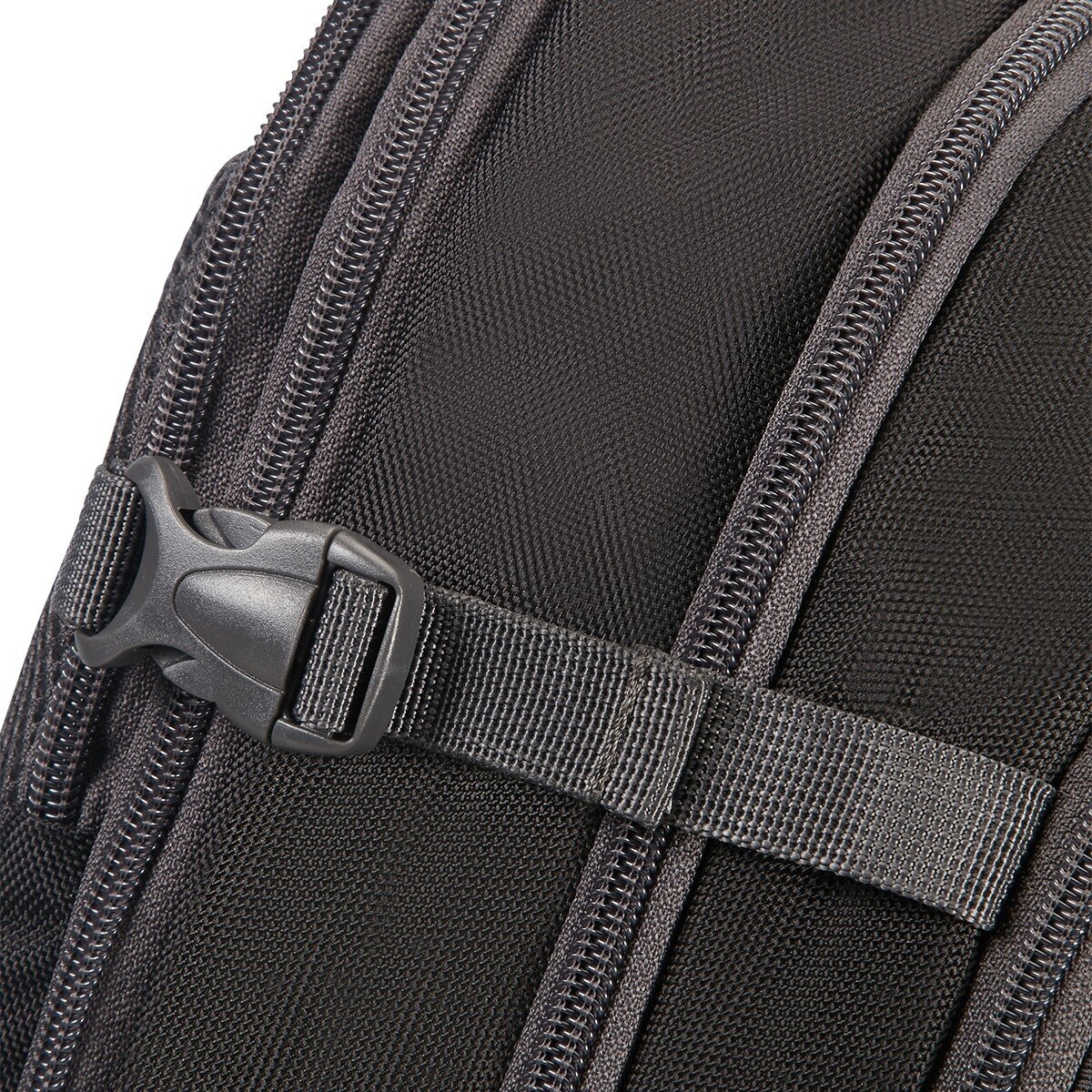 Samsonite 多功能後背包