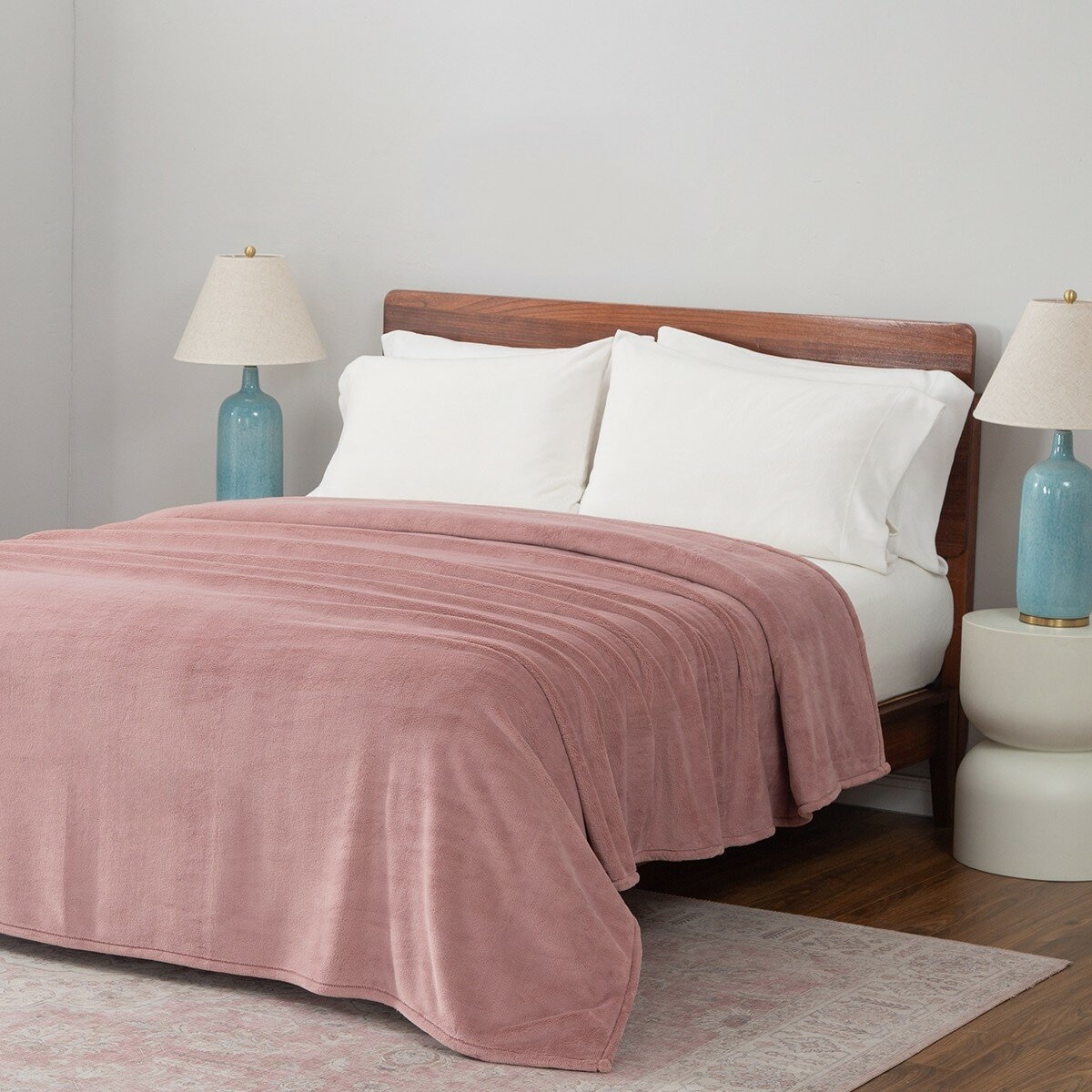 Berkshire 雙人舒適毯 233公分 X 248公分 粉