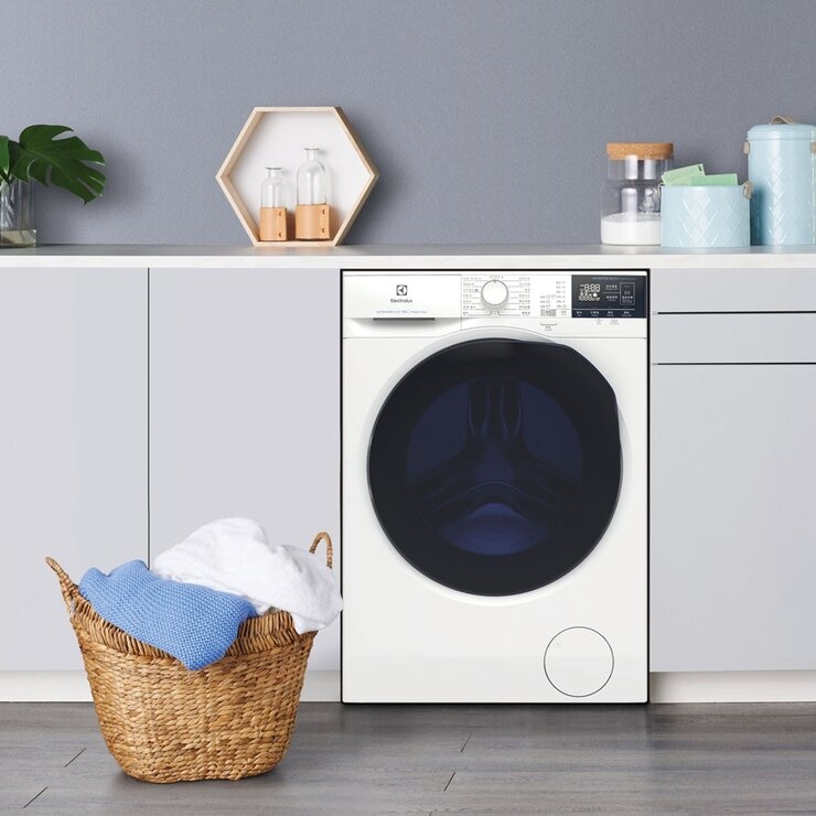 伊萊克斯 10公斤/7公斤極淨呵護系列 UltimateCare 700 洗脫烘衣機 EWW1044ADWA