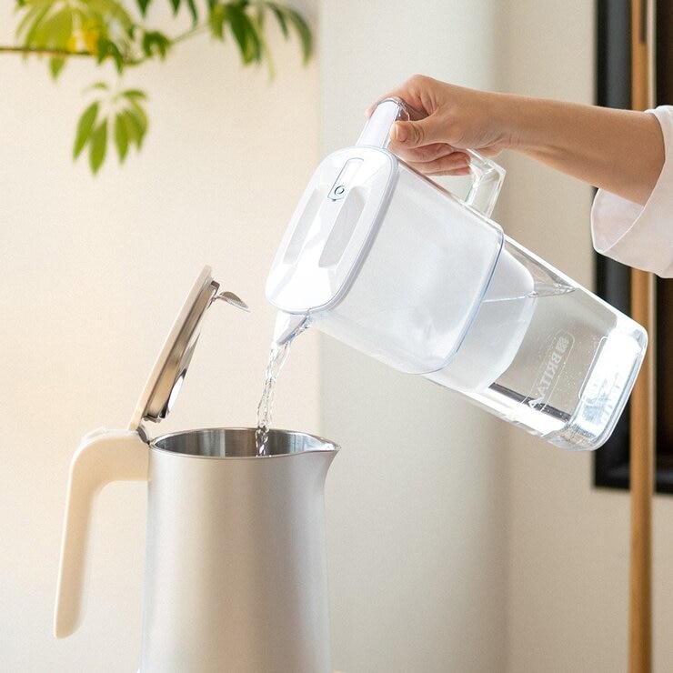 Brita Liquelli Jug 日式簡約純淨濾水壺 2.2公升 附6入 Maxtra Pro 濾芯