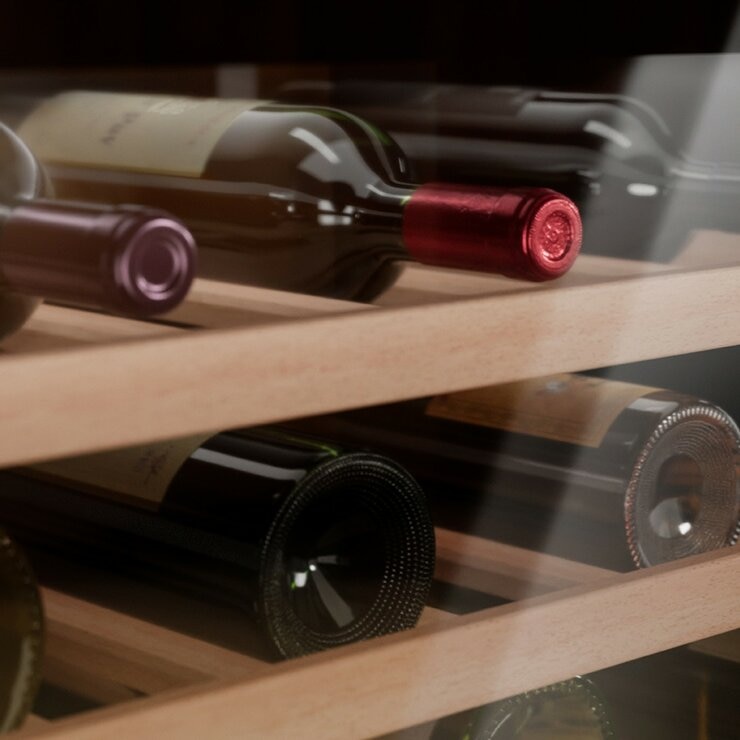 伊萊克斯 獨立式單溫紅酒櫃 41瓶 EWS820SCB-X