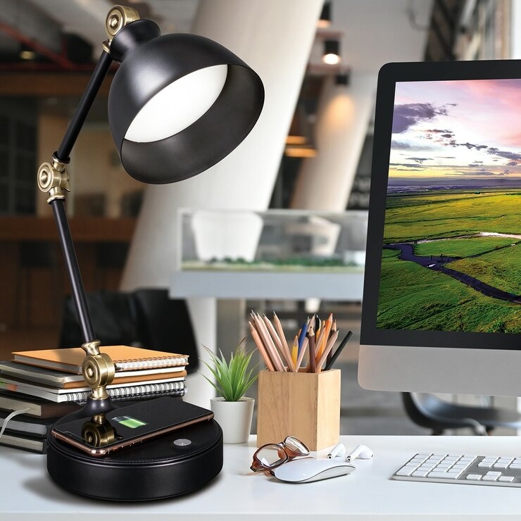 OttLite LED 金屬檯燈