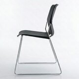 Musical Chairs Cache 可堆疊辦公椅 黑