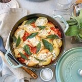 Staub 雙耳圓形鑄鐵深湯鍋 含鋼頭鍋蓋 24公分 晨露綠