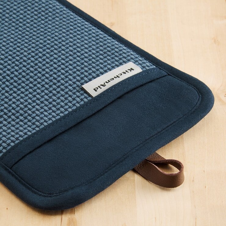 KitchenAid 矽膠廚房隔熱 4件組 (隔熱手套 X 2入 + 隔熱墊 X 2入) 藍