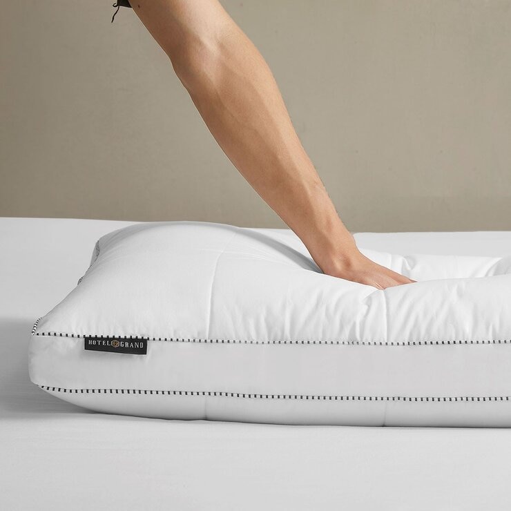 Hotel Grand 羽毛枕 2入組 45公分 X 66公分 X 5公分
