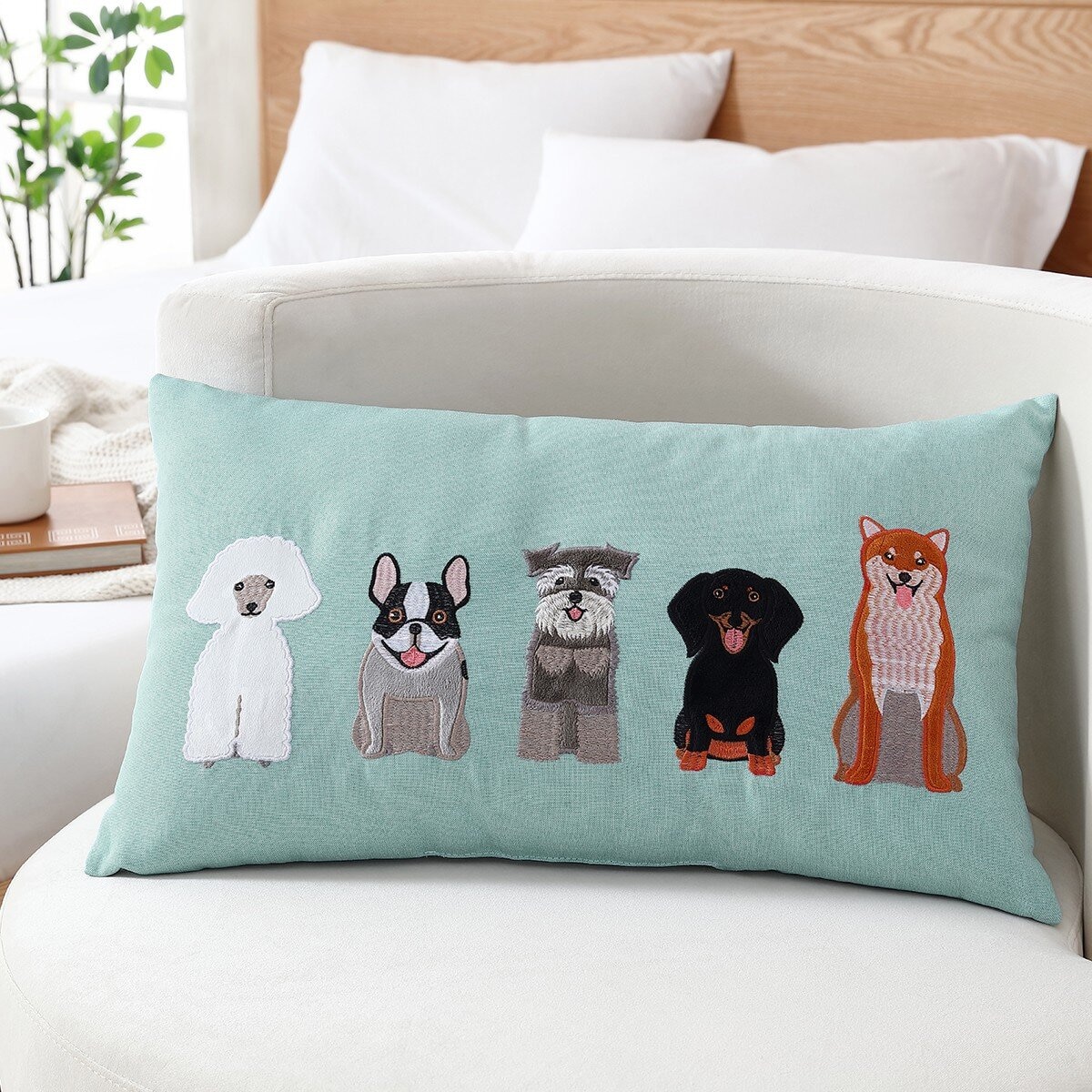 Sutton Place 刺繡動物款長方形抱枕 35公分 X 60公分 狗狗