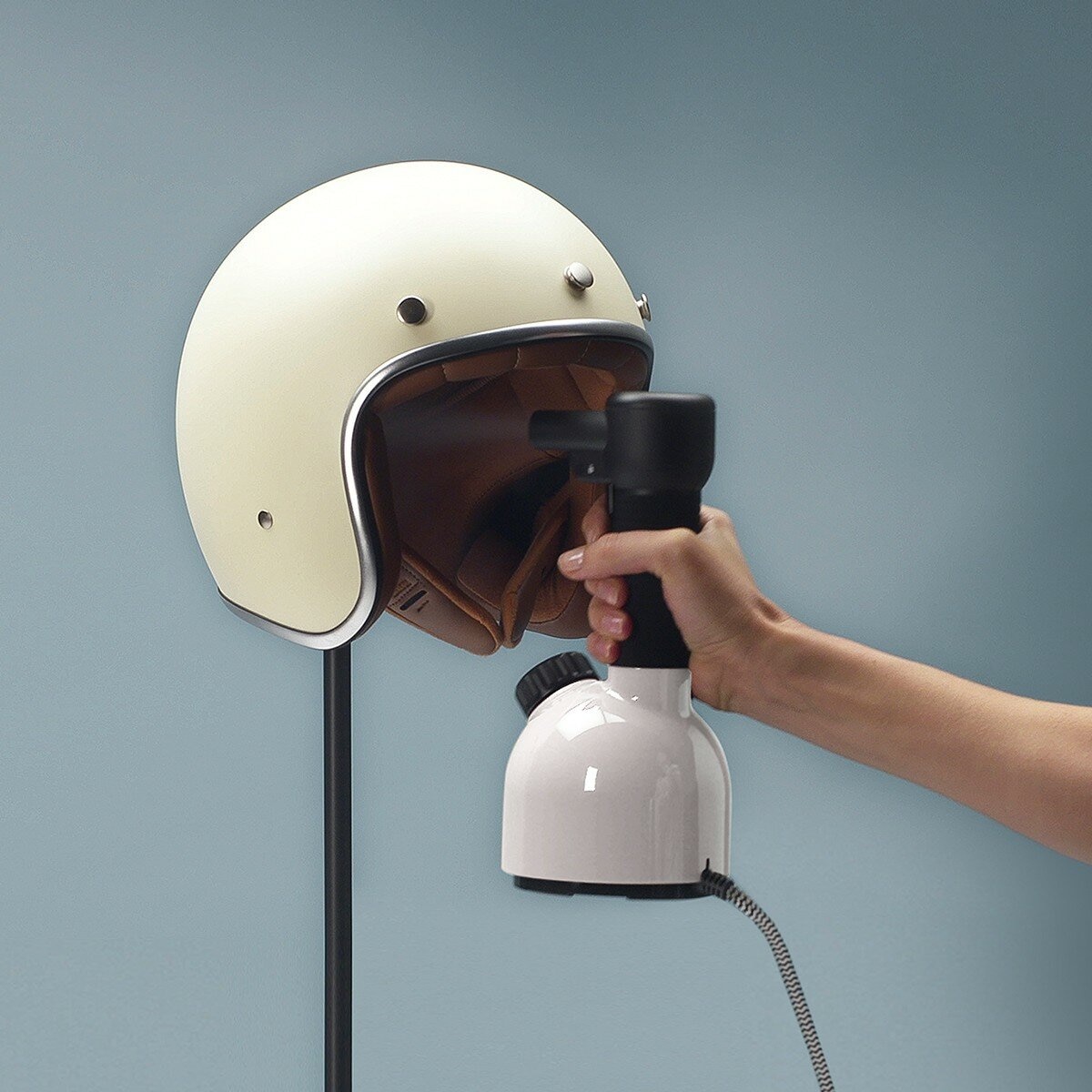 LAURASTAR SMART I 高壓蒸汽熨燙系統 + LAURASTAR IGGI 蒸汽消毒禮盒組