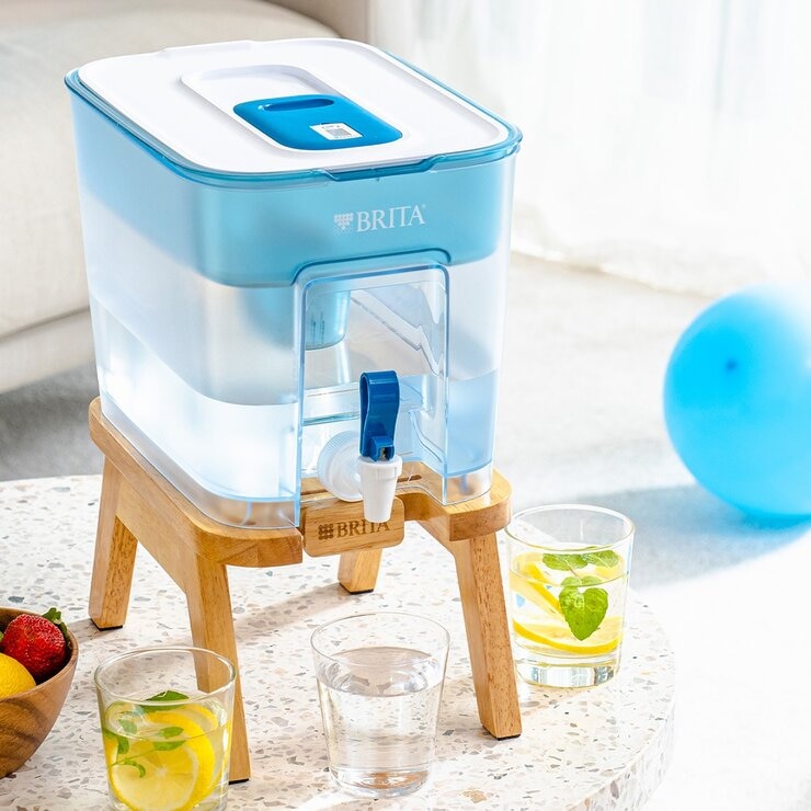 Brita 桌上型濾水箱 8.2公升 + 木架 附八入 Maxtra Pro 濾芯 Brita 桌上型濾水箱 8.2公升 + 木架 附八入 Maxtra Pro 濾芯