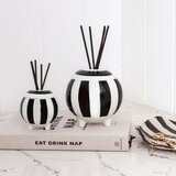 MOSS ST. FRAGRANCES 大陶瓷擴香 350毫升 茉莉、琥珀和藏紅花