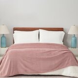 Berkshire 雙人舒適毯 233公分 X 248公分 粉