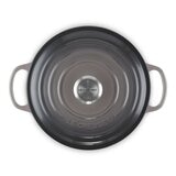 Le Creuset 雙耳圓形鑄鐵深圓鍋 含鋼頭鍋蓋 24公分 燧石灰