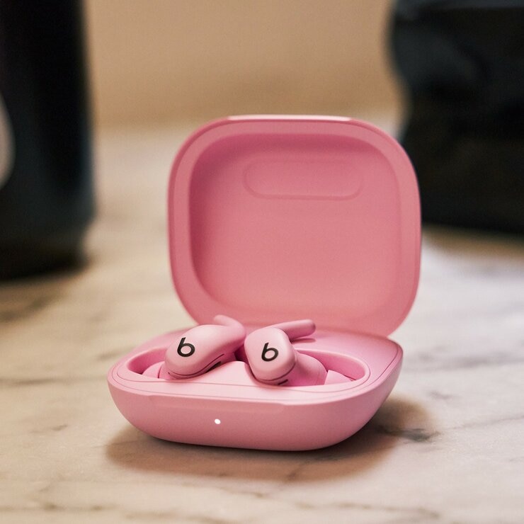 Powerbeats Fit 穩固貼合的無線入耳式運動耳機 超能粉