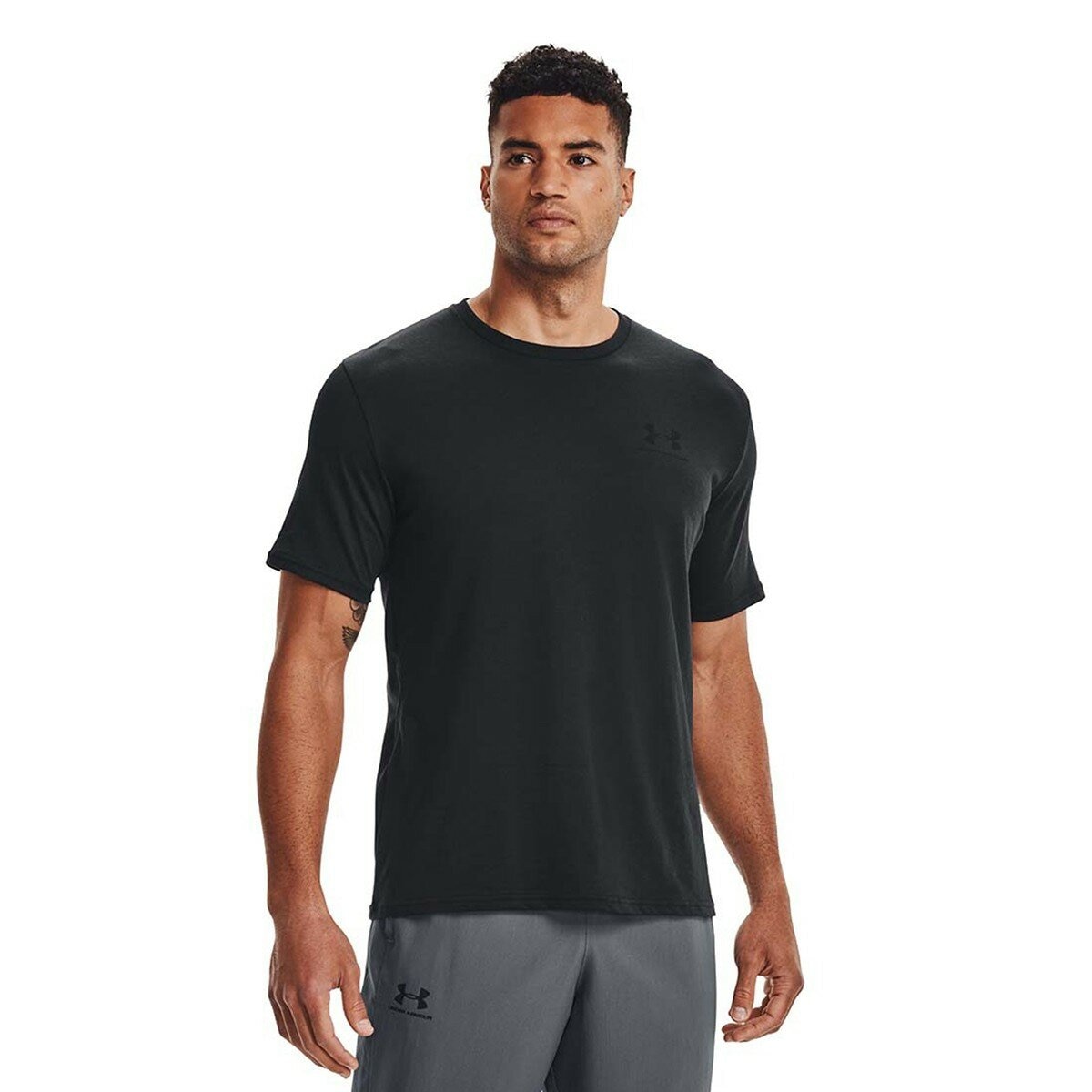 Under Armour 男短袖運動上衣