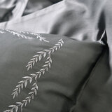 La Belle 雙人300織純棉刺繡被套床包4件組 150公分 X 186公分 葉子款 澳丁灰
