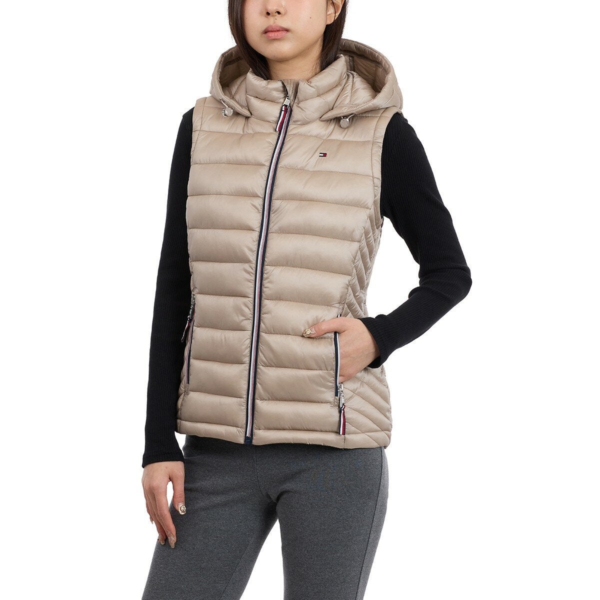 Tommy Hilfiger 女連帽背心 米 Tommy Hilfiger 女連帽背心 米