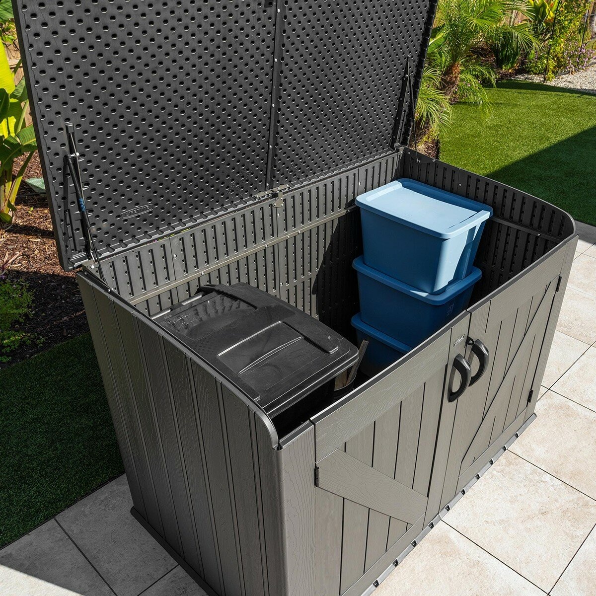 Lifetime 6.2呎 X 3.4呎 橫式儲藏屋