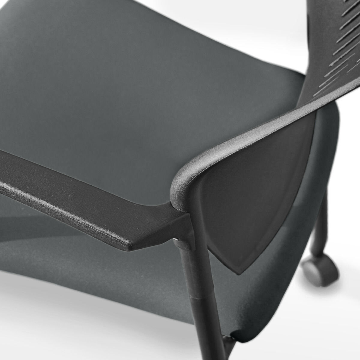 Musical Chairs Impressa 輪型扶手訪客椅