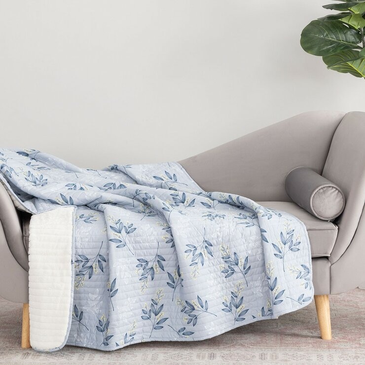 Berkshire 印花薄被毛毯 152公分 X 177公分 葉子