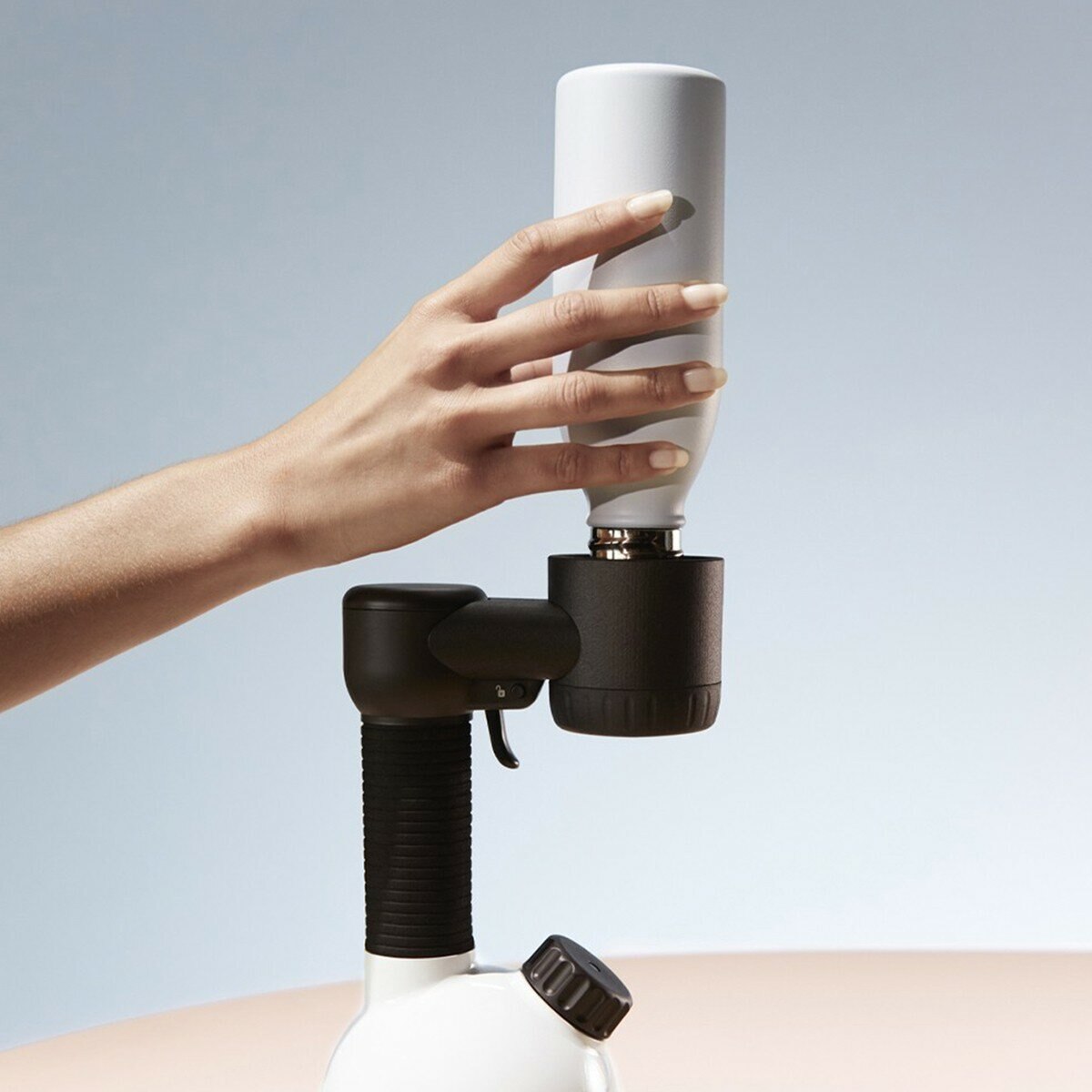 LAURASTAR SMART I 高壓蒸汽熨燙系統 + LAURASTAR IGGI 蒸汽消毒禮盒組