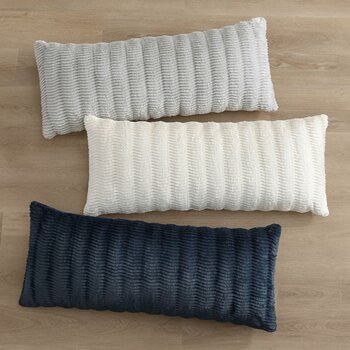 Casual Living 絨毛長抱枕 50公分 X 121公分