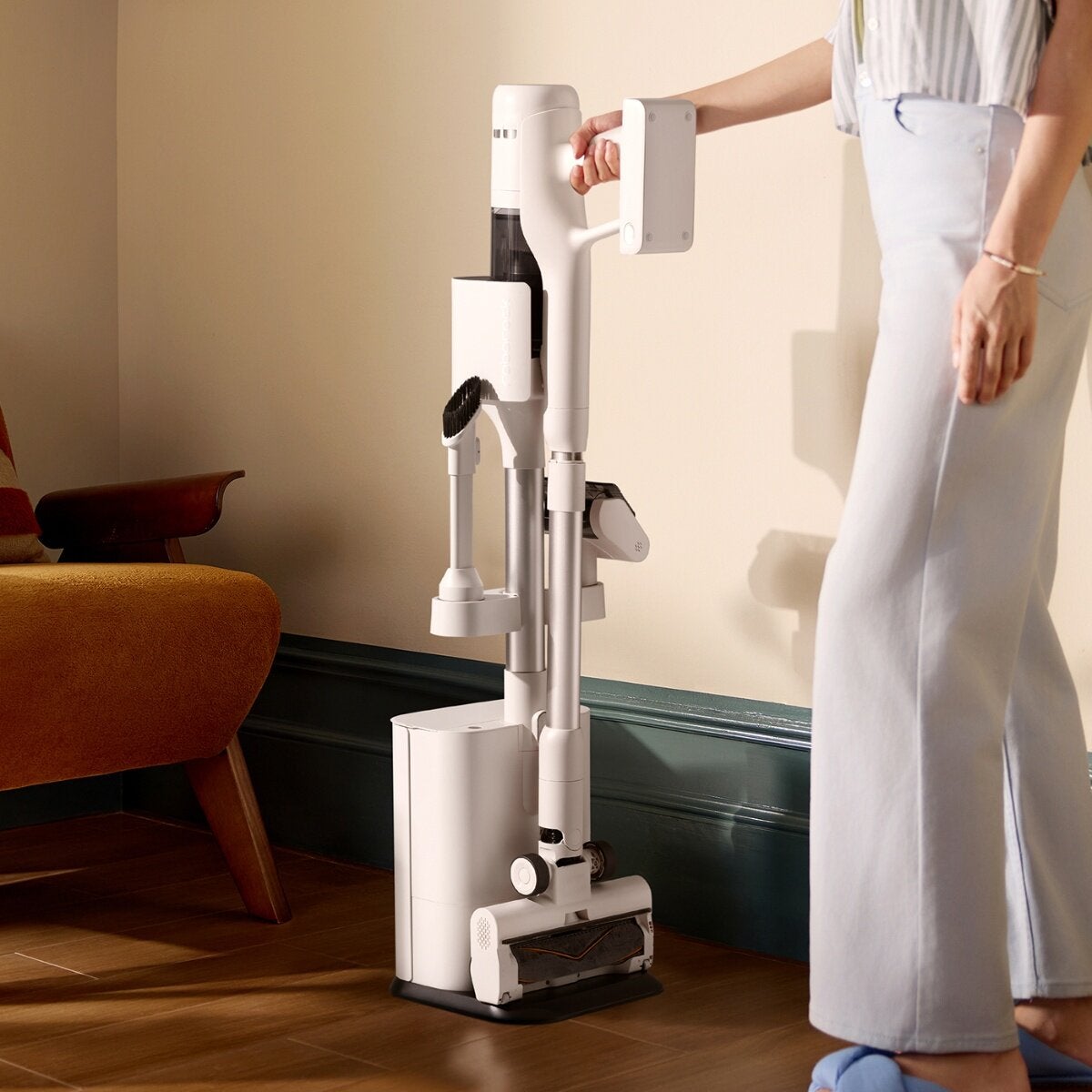 Roborock 自動集塵半基座吸塵器 H60 Hub Plus Roborock 自動集塵半基座吸塵器 H60 Hub Plus