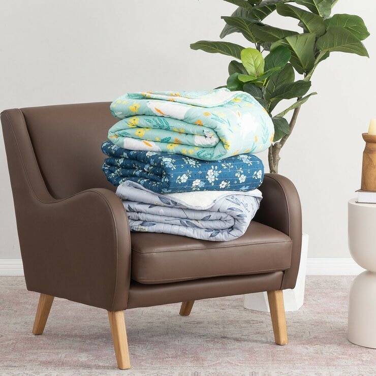 Berkshire 印花薄被毛毯 152公分 X 177公分