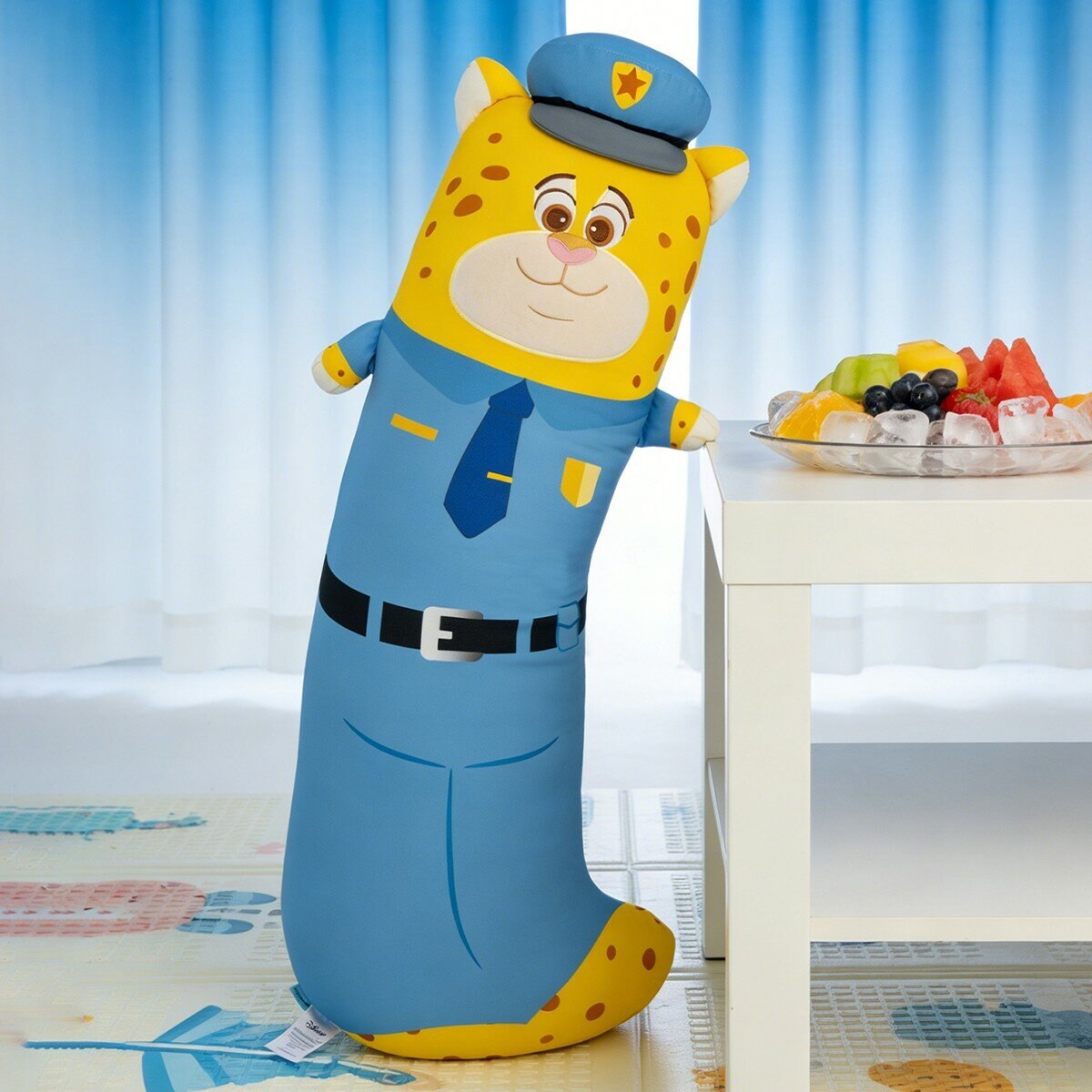 Zootopia 涼感抱枕 30公分 X 20.5公分 X 105公分 豹警官 Zootopia 涼感抱枕 30公分 X 20.5公分 X 105公分 豹警官