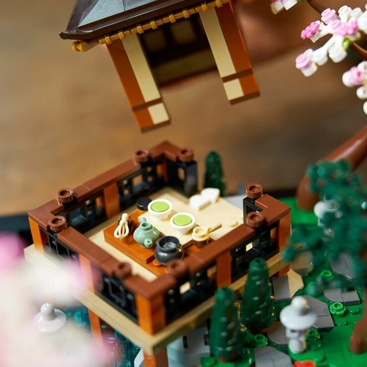 LEGO Icons 系列 寧靜庭園 10315 / 9歲以上