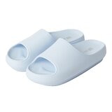 32 Degrees 厚底拖鞋