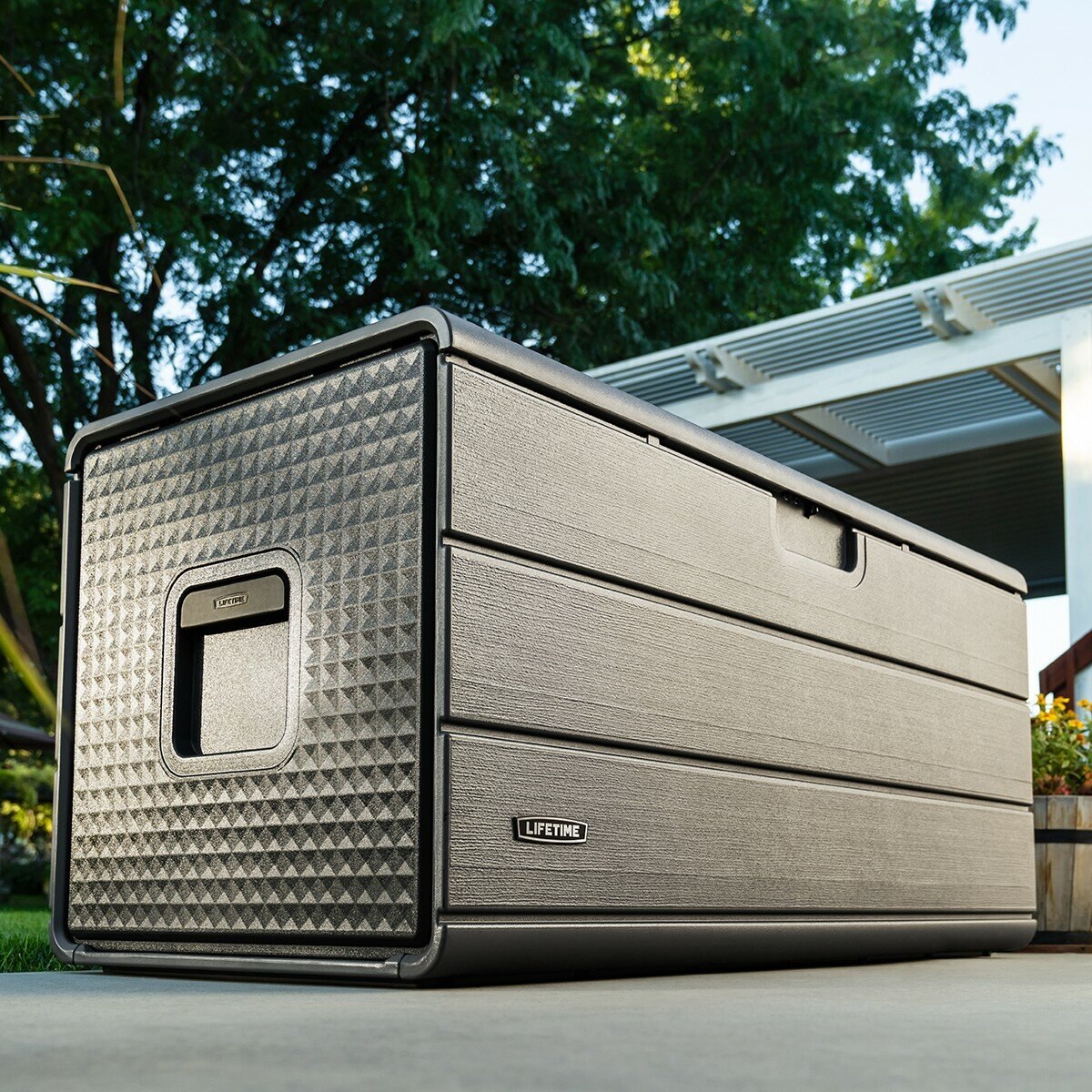 Lifetime 170加侖 戶外儲藏箱