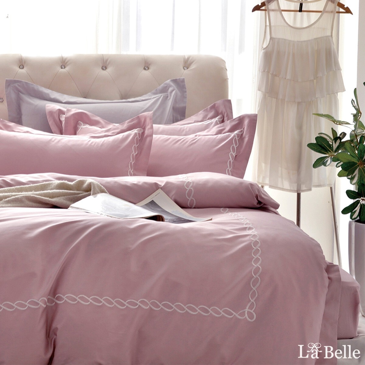 La Belle 雙人特大 300織純棉刺繡被套床包 4件組 180公分 X 210公分 粉