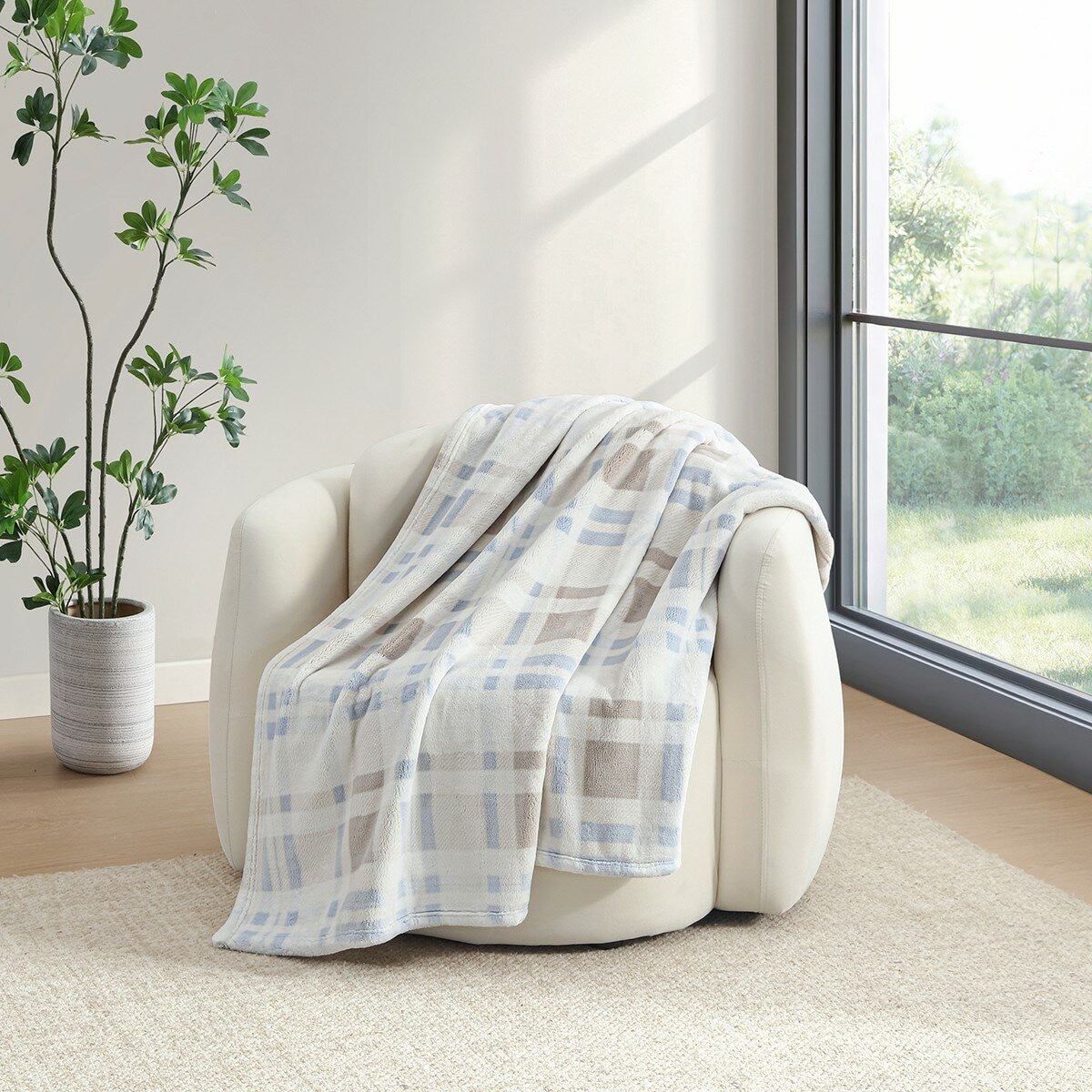 Casual Living 印花柔軟舒適毛毯 152公分 X 177公分 米咖 Casual Living 印花柔軟舒適毛毯 152公分 X 177公分 米咖