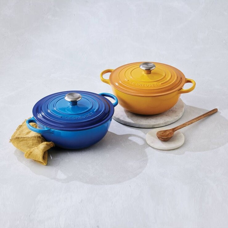 Le Creuset 媽咪鑄鐵鍋 含鋼頭鍋蓋 28公分 杏桃黃